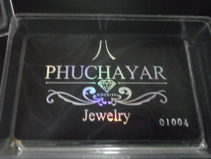 พิมพ์การ์ด pvc เฉพาะจุดสีทอง บัตรพิมพ์เคเงิน ทำบัตรปั๊มฟอยล์